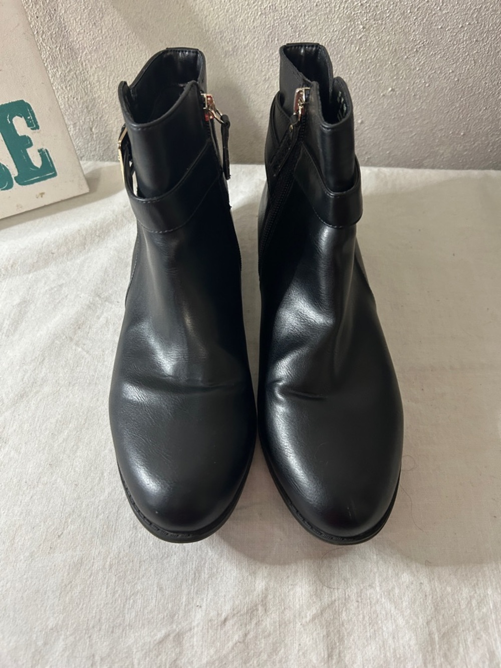 Dr. Scholl's Black Leather Ankle Booties with Side Zip
